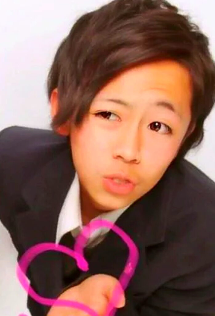 村上迦楼羅容疑者 高校 X