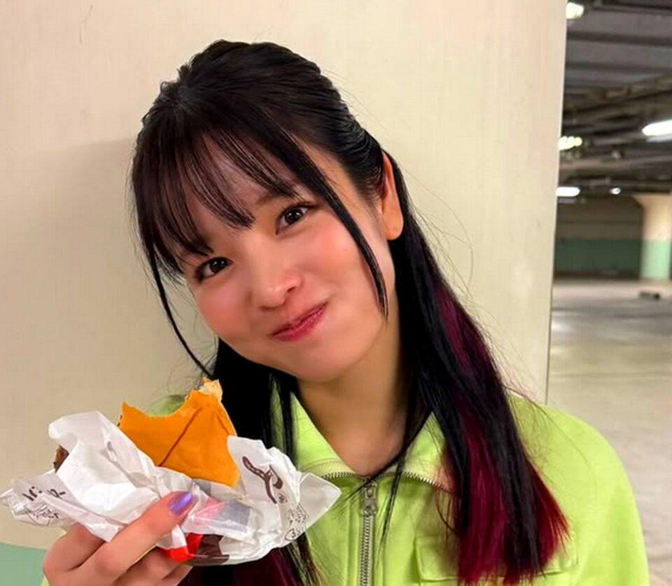 横田真悠 Instagram